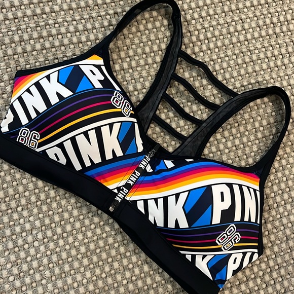 PINK Victoria’s Secret Ultimate Sports Bra - Picture 1 of 4